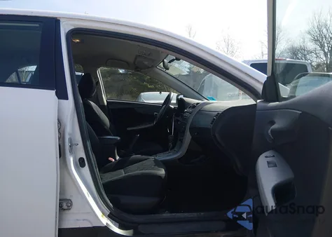 2010 Toyota Corolla S z USA, uszkodzony, nr VIN 2T1BU4EE1AC409253